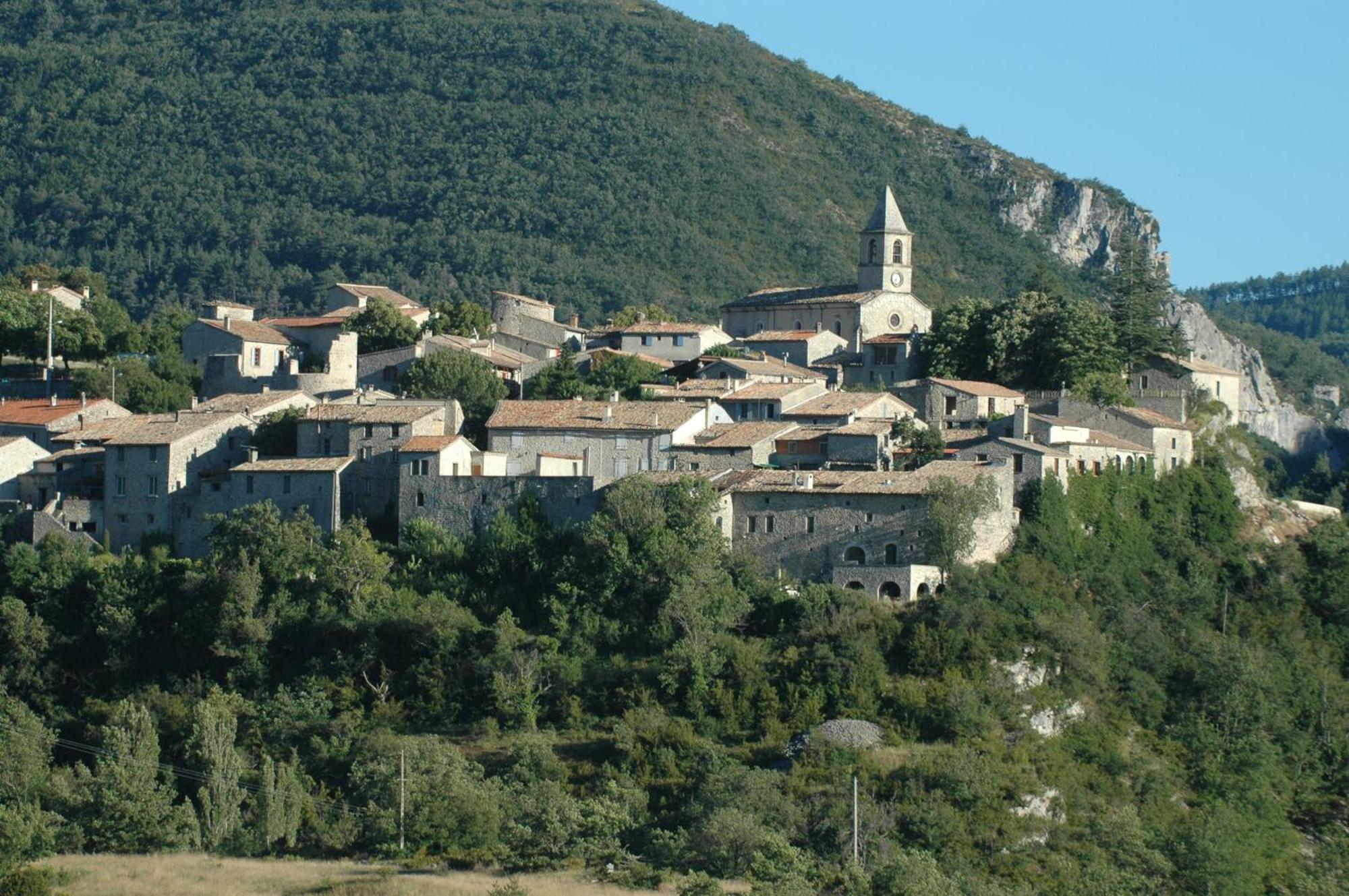 La Claveliere Hotel Saint-Auban-sur-lʼOuvèze Bagian luar foto