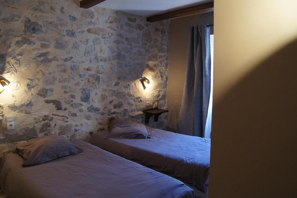 La Claveliere Hotel Saint-Auban-sur-lʼOuvèze Ruang foto